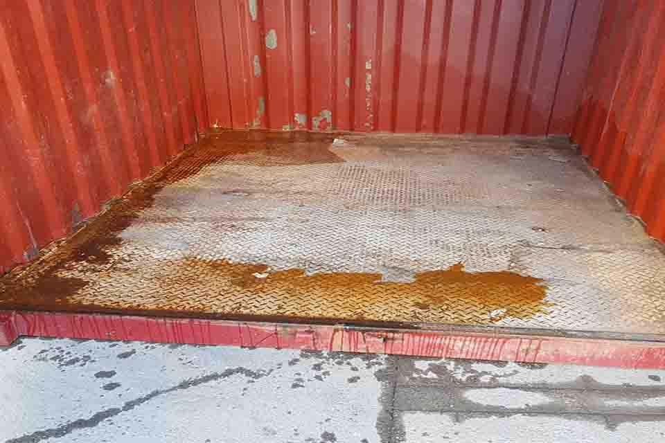 Contenedor Marítimo Usado 10 Pies ISO – Acero Cor-Ten, Rojo, Ideal Almacenaje y Obra