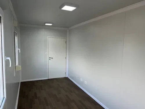 Contenedor de oficina estándar con ventana