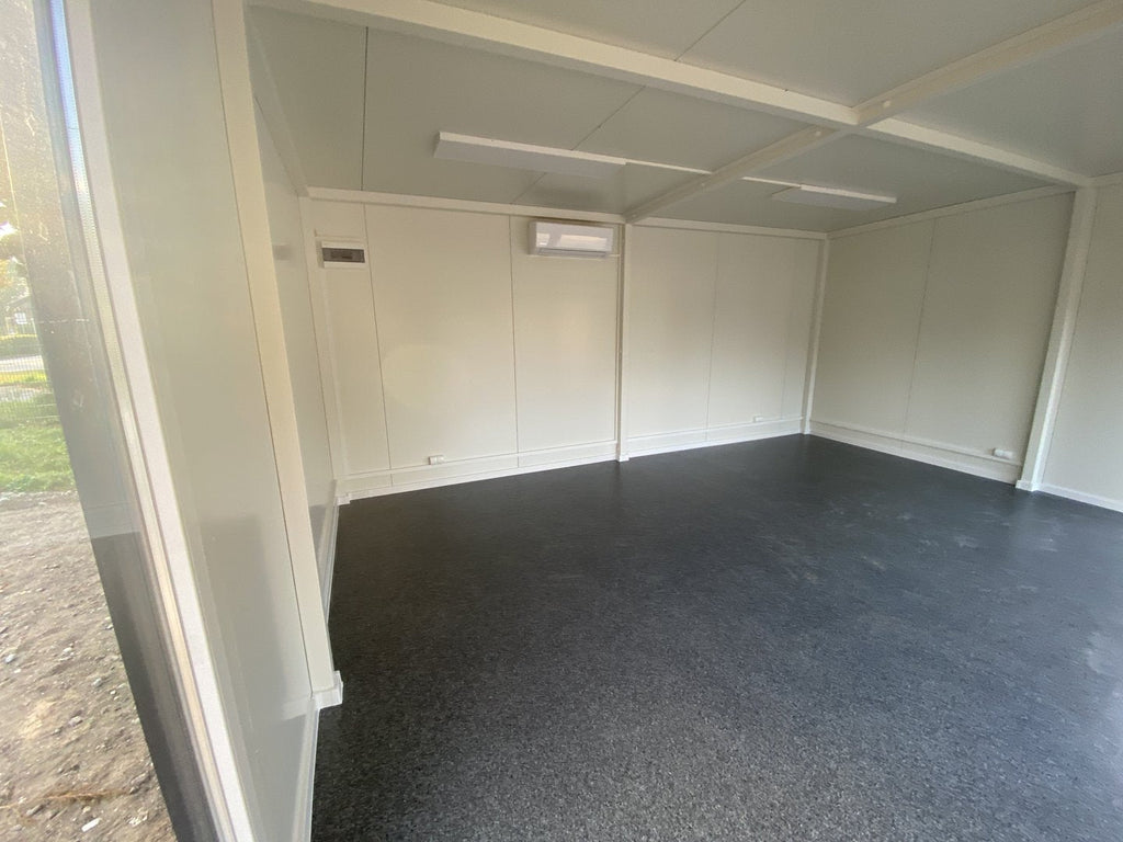 Contenedor de oficina tipo "London" 6,00 x 5,00 m